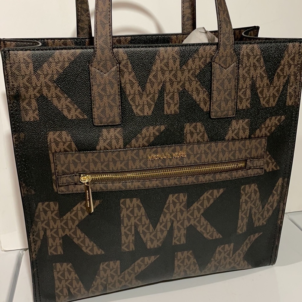 Michael Kors Kenly Large Graphic Logo Tote Bag - Picture 11 of 11
